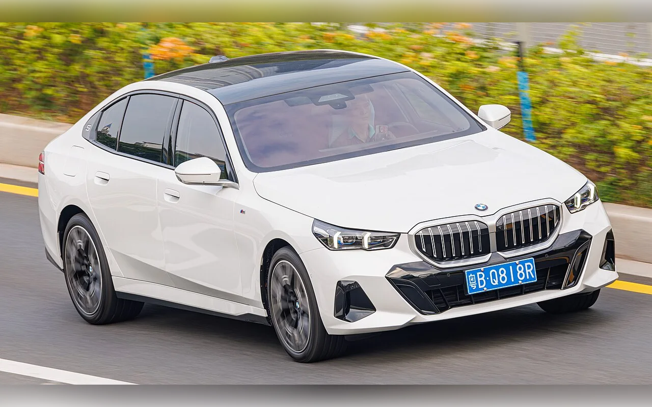 BMW 5 Series, photo 2