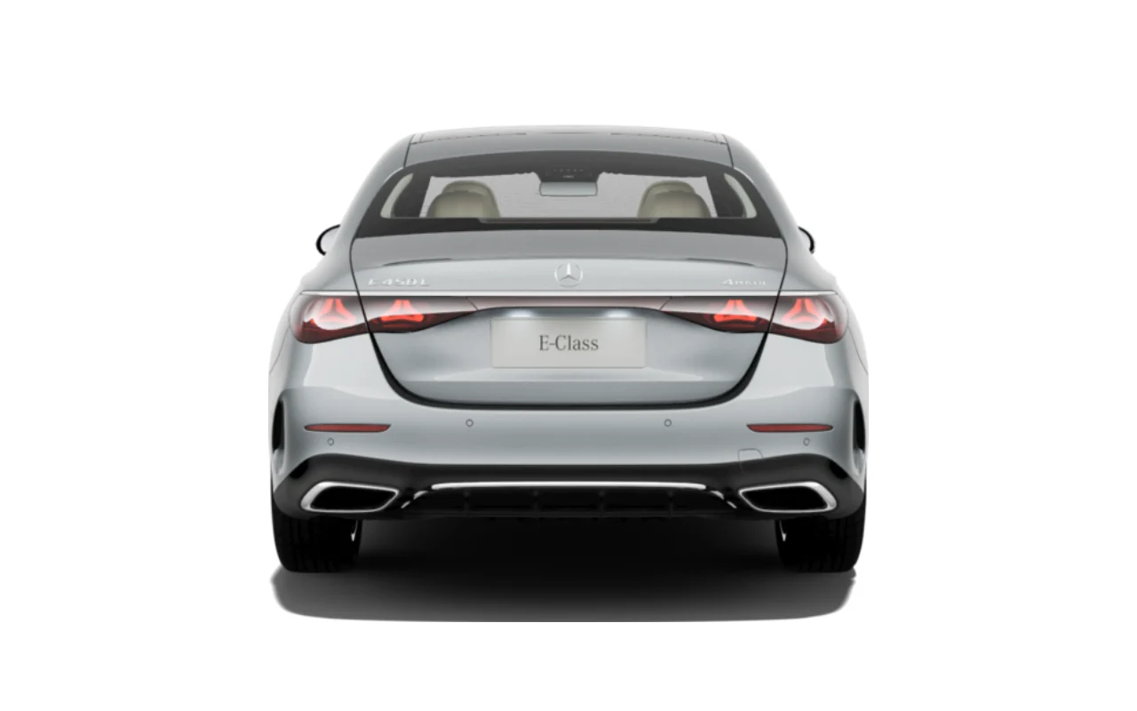 Mercedes-Benz E-Class, rear