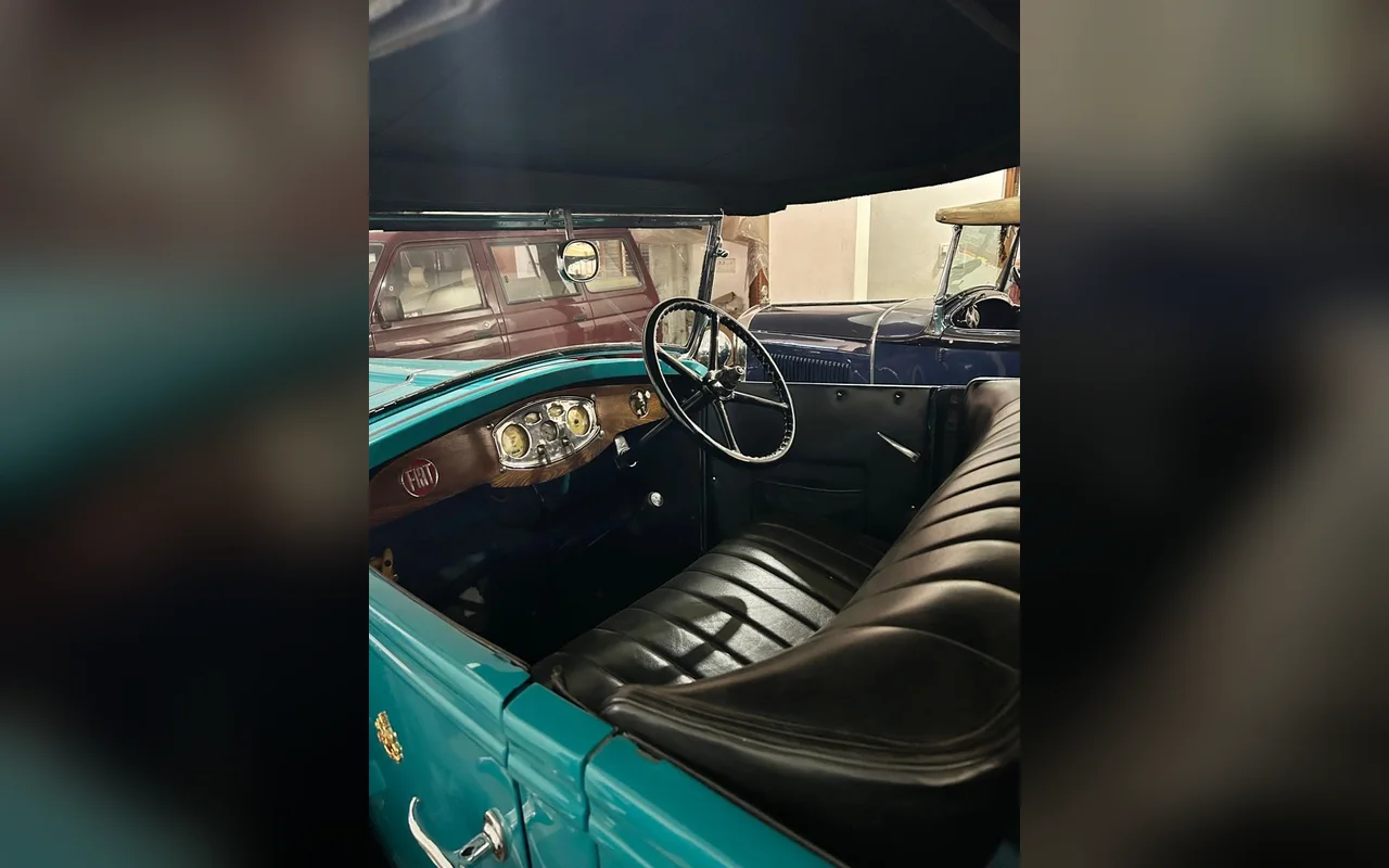 Fiat 521, driver seat
