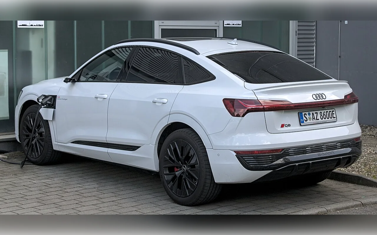 Audi Q8, photo 2