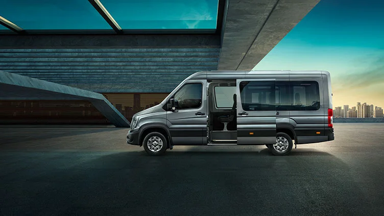 Urbania (16 seater), side